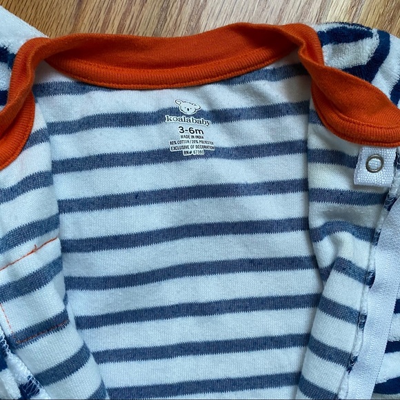 Carter’s 6 months footie pjs - Picture 4 of 8